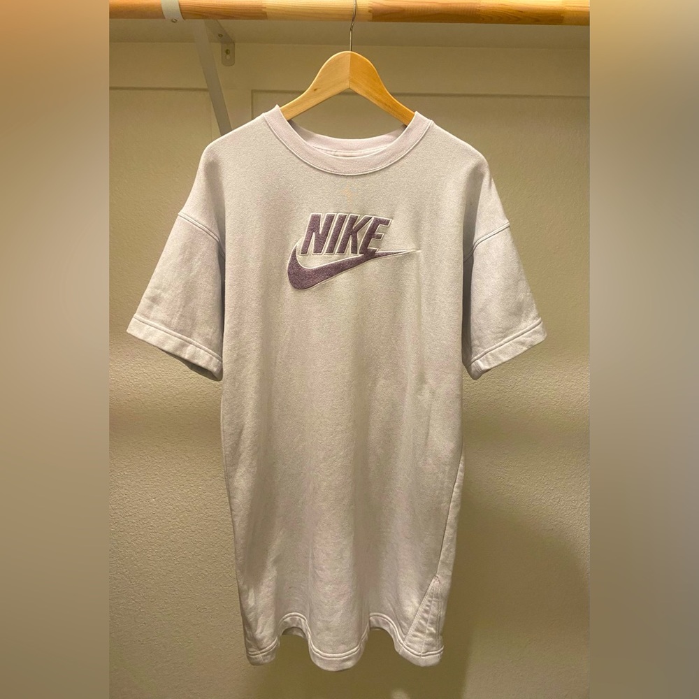 Nike lovely dress!
